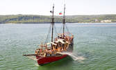 60-минутна разходка с пиратска шхуна Арабела във Варненския залив и напитки - на 7 Септември