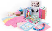 Подаръчна кутия за новородено момиченце Royal Baby Gifts Premium с 12 артикула