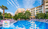 Лято в Слънчев бряг - на 100м от плажа: Нощувка на база All Inclusive, плюс басейни