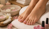 За красиви крачета: SPA педикюр с гел лак