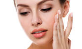 Почистване на лице с ултразвукова шпатула, плюс терапия според типа кожа