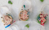 Коледен късмет по избор, изработен от дърво, еленски мъх, резен портокал и парченце канела - аранжиран в индивидуална коледна торбичка