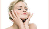 Почистване на лице с диамантен диск или вакумен лифтинг по избор + спа терапия за коса, подстригване и изсушаване за 25лв