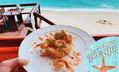 Скаридена фиеста на плажа! Кралски скариди на шиш върху ориз със сладко-кисел сос и копър