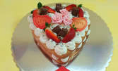 За сладък Свети Валентин! Торта "Сърце" с 8 парчета