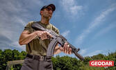 Стрелба с пистолет Glock или калашник AK-47 - с инструктор в Хасково