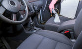 Пране на интериор на автомобил по избор - едно седящо място, врати, под или багажник