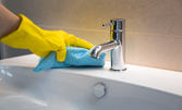 Основно професионално почистване на баня с площ до 10кв.м