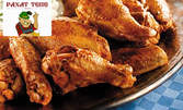 Апетитни пилешки крилца или вкусни свински ребърца на фурна, плюс пресни печени картофки