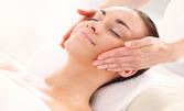 Антиейдж масаж на лице, шия и деколте, плюс хиалуронова терапия и ултразвук - в 10 стъпки