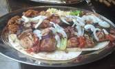 Арменска пица, пилешки или свински шашлик