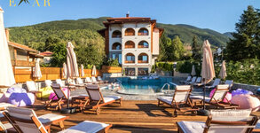 Хотел Емар****