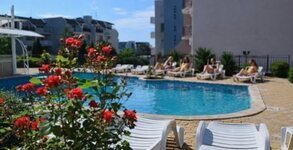 Семеен хотел Африкана***