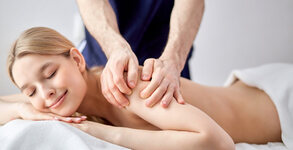 Масажно студио Зарис