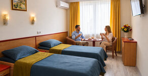 Хотел Santa Marina**