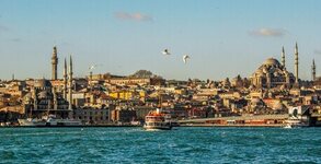 Бисери Турс