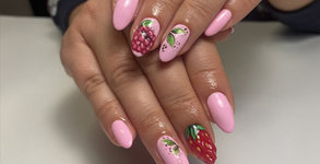 Nails by Simonka