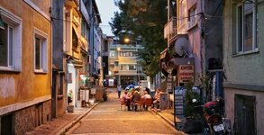 Бисери Турс