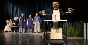 Младежки театър "Николай Бинев"