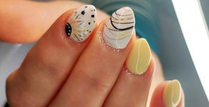 Nails by Viki Minova