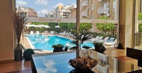 Хотел Тропикс***