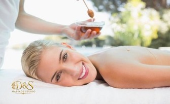 Авторски меден SPA масаж за гръб и ръце, от D&S Massage Studio
