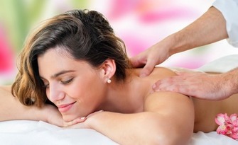 Лечебен масаж на гръб, врат и ръце или антистрес масаж на цяло тяло, плюс масаж на скалп, от Massage La Mesa