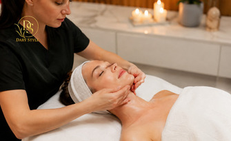 Лифтинг масаж на лице, шия и деколте с Lift Serum с аминокиселини и ретинол, от Dary Style