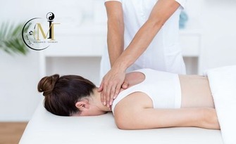 30-минутна специализирана терапия за гръб - лечебен масаж и вендузи, от Кинезитерапевт Велина Георгиева