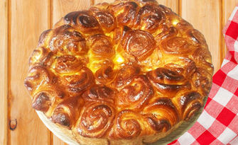 Питка Роза със сирене или кекс Мозайка, от Пекарната на Ъгъла