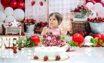 Фотосесия "Смаш кейк" - с 10, 15 или 20 обработени кадъра, от Forever Us Photography by Elena