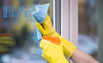 Двустранно почистване на прозорци в дом, офис или търговски обект до 100кв.м, от Чисто, Блестящо и Аз
