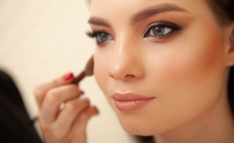 Професионален грим за всеки повод - ежедневен, вечерен или сватбен, от Dk Beauty Studio