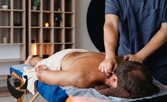 Масаж цяло тяло, плюс инфраред терапия и вендузи, от Fit Therapy