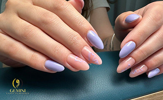 За дълготраен блясък: Стандартен или френски маникюр с гел лак, от Салон Gemini