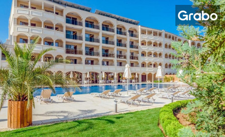 Лято в Приморско: Нощувка на база All Inclusive, плюс басейни, водни пързалки и анимация