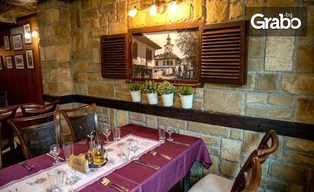 Пролет в Трявна: Нощувка със закуска, плюс обяд или вечеря - в двойна стая