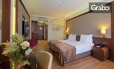 Виж разцъфващите лалета в Истанбул: 2 нощувки със закуски в Ramada by Wyndham Istanbul Merter*****, плюс транспорт и посещение на Одрин