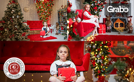 Коледна фотосесия с 6 или 14 обработени кадъра, плюс отпечатване на снимките - с изцяло нови декори