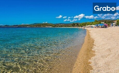 Късно лято в Гърция: 4 нощувки със закуски и вечери в хотел Toroni Blue Sea****, Ситония