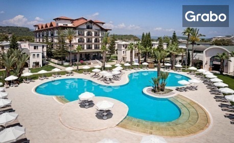 Почивка в Сиде през Май и Юни: 7 нощувки на база Ultra All Inclusive в хотел Selectum Colours Side 5*, плюс самолетен транспорт