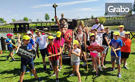 Щуро парти за 10 деца на тема по избор - Джак Спароу, Градиатори, Индиана Джоунс или Рисуваме възрожденци