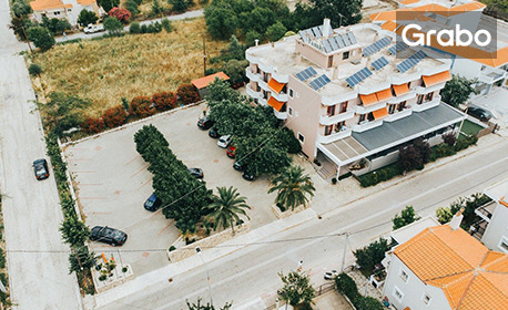 От Юли до Септември в Гърция: 5, 6 или 7 нощувки със закуски и вечери - в двойна, тройна или фамилна стая