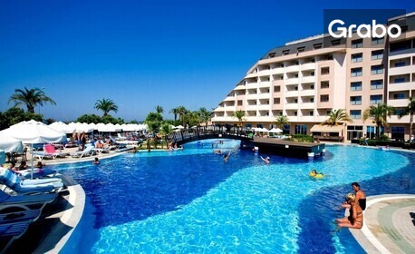 Луксозна почивка в Алания: 7 нощувки на база Ultra All Inclusive в хотел Long Beach Alanya 5*, плюс басейн, водна пързалка и детска анимация