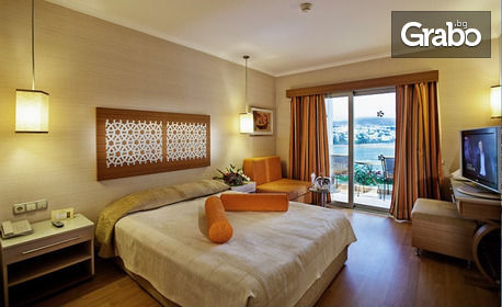 Ранни записвания за почивка край Бодрум! 7 нощувки на база Ultra All Inclusive в Хотел Royal Asarlik Beach Resort & Spa*****