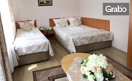 Сред горската прохлада на Дряново: Нощувка, с възможност за закуска, обяд и вечеря - в близост до Дряновски манастир