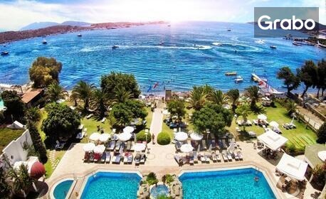 Луксозно юнско лято в Бодрум: 7 нощувки на база Ultra All Inclusive в хотел Royal Asarlik Beach 5*, плюс самолетен транспорт от София