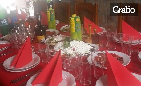 Отпразнувай Нова година в Поморие: Нощувка със закуска и празнична вечеря