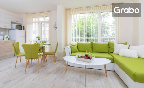 Апартамент за четирима в центъра на Пловдив: Нощувка в Domus Apartment Grand 1, плюс паркинг