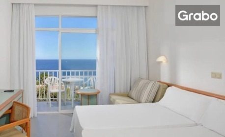 Лятна почивка в слънчева Испания: 7 нощувки на база All Inclusive в AluaSun Cala Antena***, Калас де Майорка, плюс самолетен транспорт